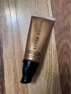 Kevyn Aucoin Glass Glow Face Shade Spectrum Bronze 30mL